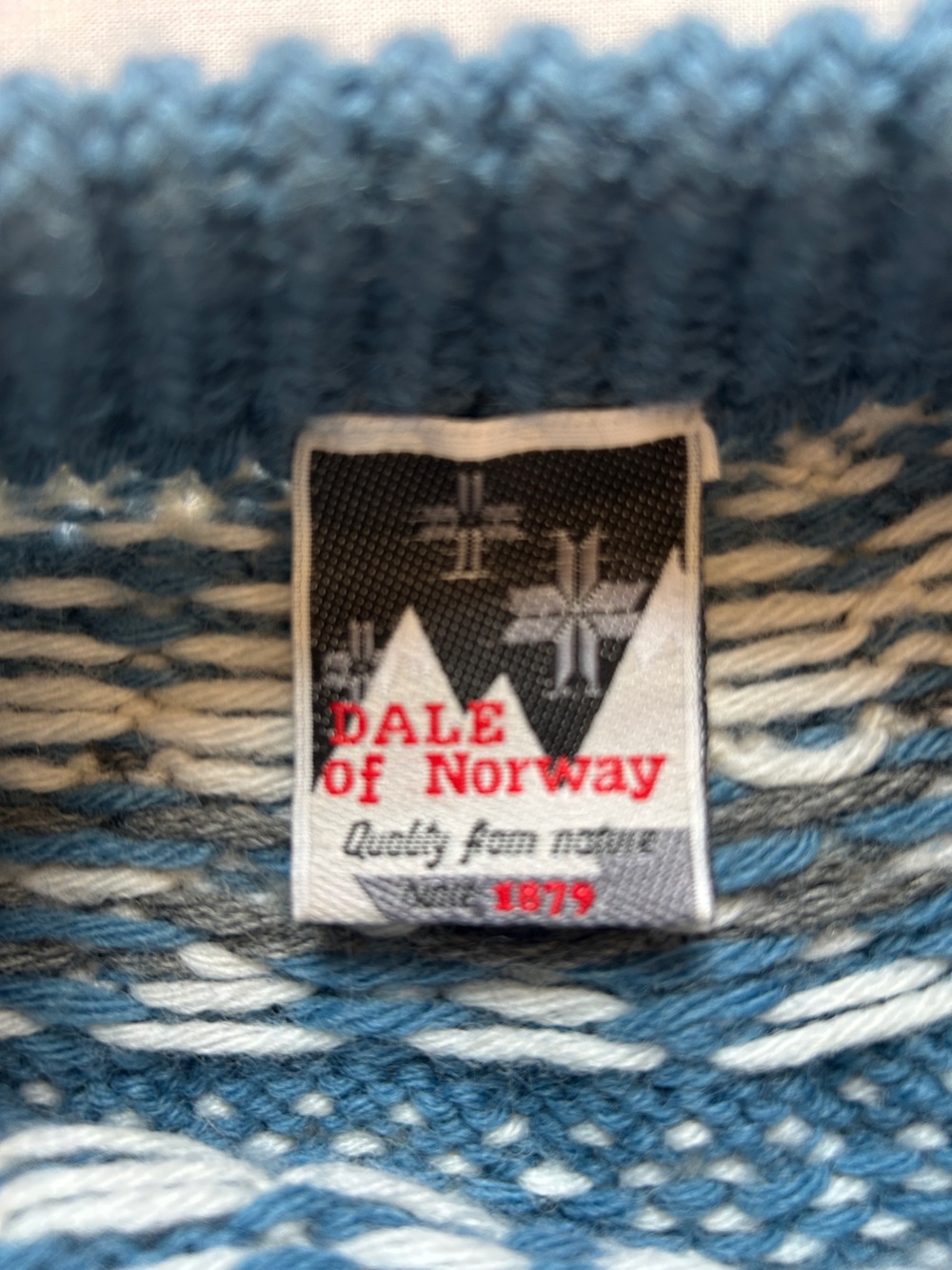 Dale of Norway Teal Blue Fair Isle Crewneck Sweater - Picture 2 of 2